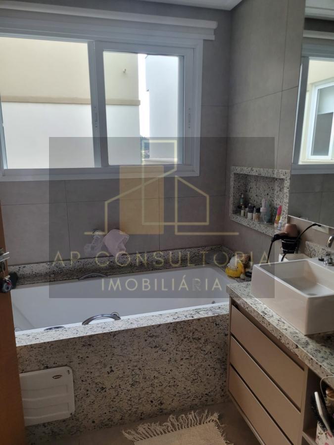 Casa, 3 quartos, 258 m² - Foto 22