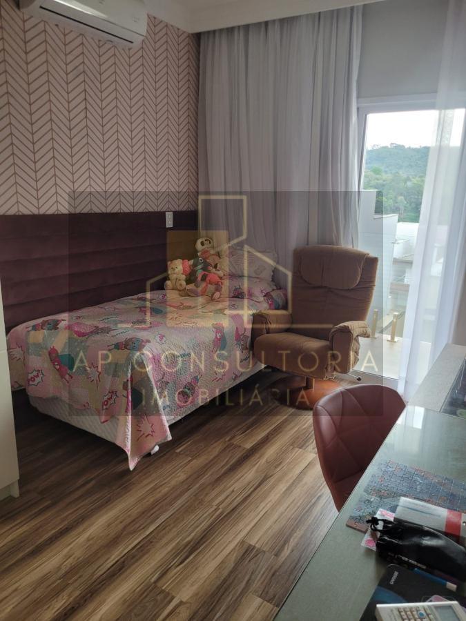 Casa, 3 quartos, 258 m² - Foto 10