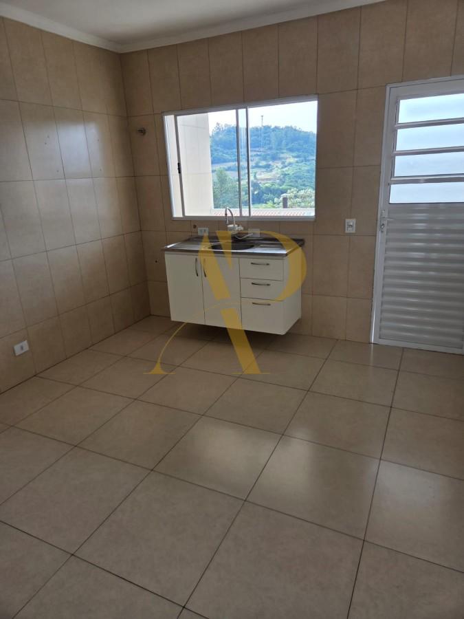 Casa, 2 quartos, 84 m² - Foto 1